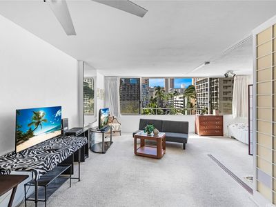 435 Seaside Ave APT 504, Honolulu, HI, 96815