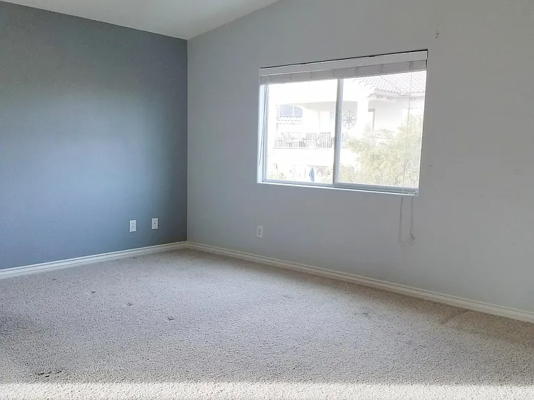 8046 Glimmerglass Ave — Photo 12