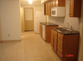 12 Essex St, Ludlow, MA 01056