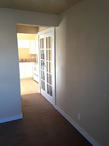 665 Brookside Ct — Photo 4