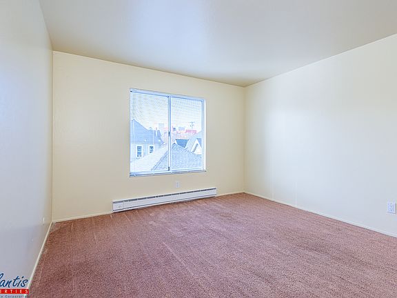5th image of 555 S 10th St #4a20bf130
