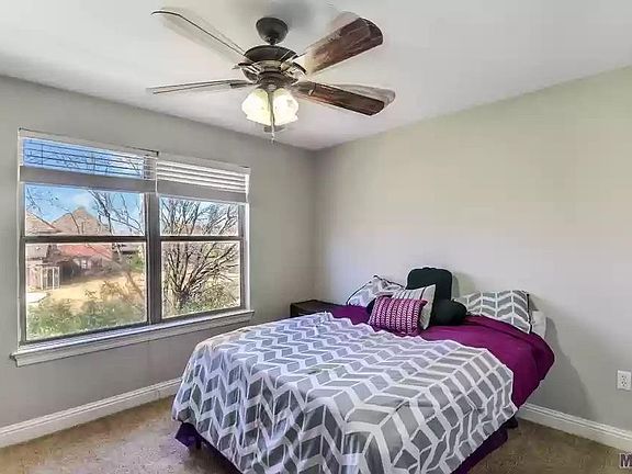 3rd image of 12141 Central Park Dr