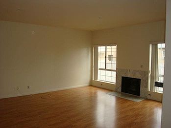 2nd image of 11038 Moorpark St