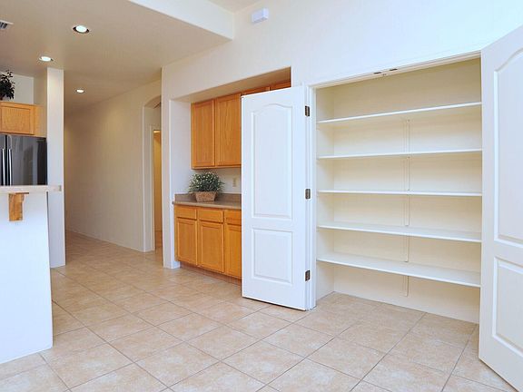 4th image of 7597 S Granite Hill Dr