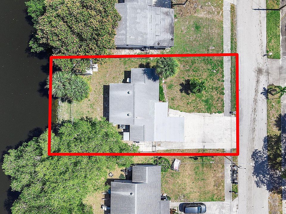 1st image of 143 NE 6th Ct