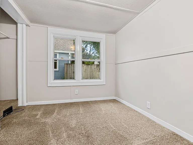 3125 State Ave — Photo 14