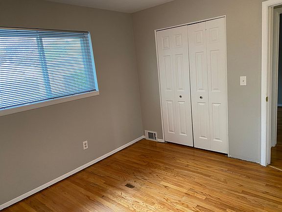 5th image of 4483 Croissant St