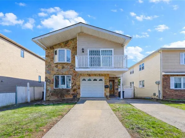 86 West Ter, Staten Island, NY 10312
