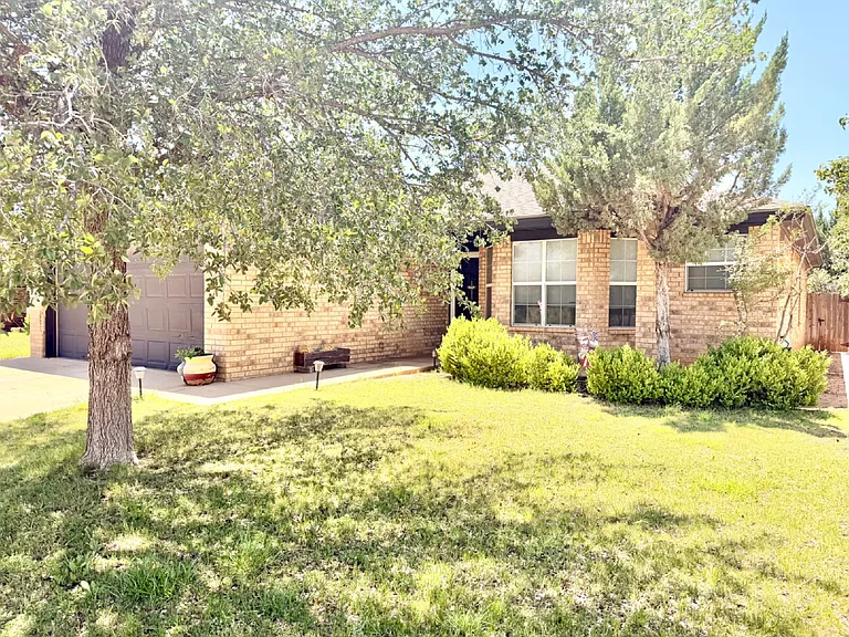 8102 Sherman Ave — Photo 2