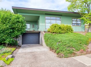 837 SE 73rd Ave, Portland, OR 97215
