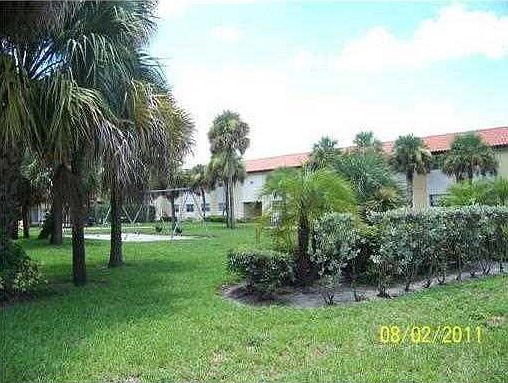 3rd image of 1200 SW 52nd Ave #2061