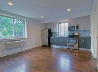 31-36 47th St #3D, Astoria, NY 11103