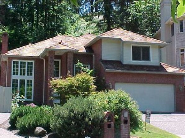 15555 Village Park Ct