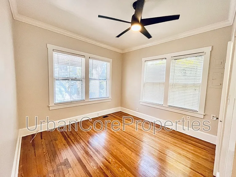 235 7th Ave N #2 — Photo 15