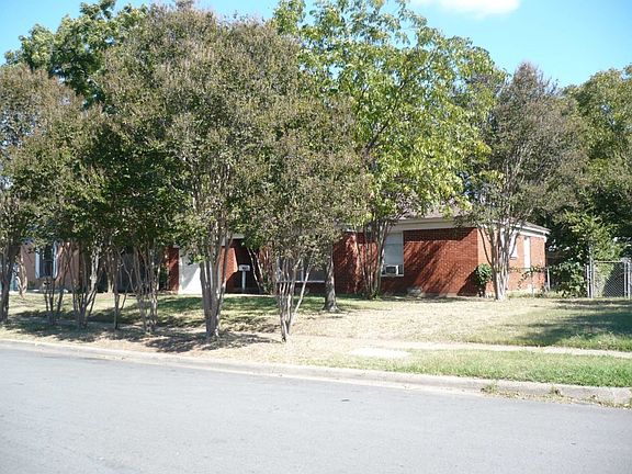 3rd image of 1504 Bradford St