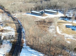 20 Apothecaries Hall Road, East Windsor, CT 06016