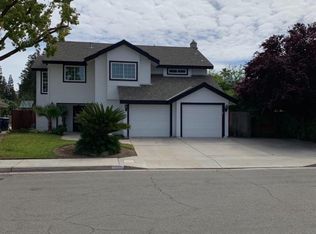 703 E Wood Duck Cir, Fresno, CA 93730
