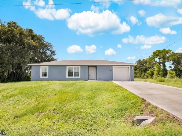 1405 Inwood Rd, Labelle, FL 33935
