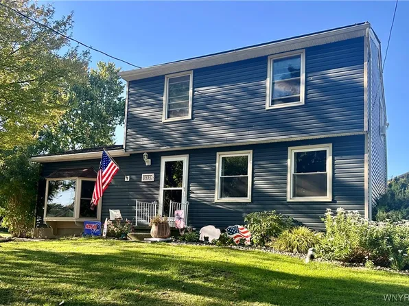 2691 Riverton Ave, Hamburg, NY 14075