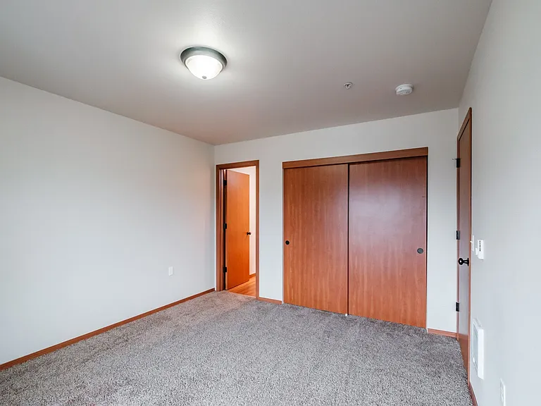 Aspen Place Apartments — Photo 117