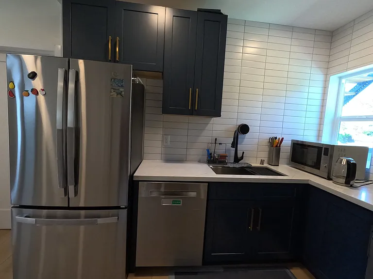 6115 Fremont St #1 — Photo 3