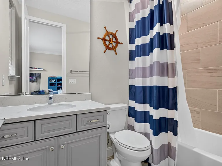 22 Azura Point — Photo 39