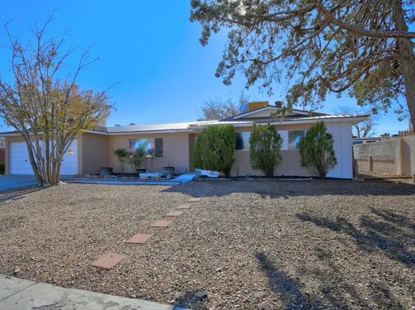 5542 Furman Ave NW, Albuquerque, NM 87114