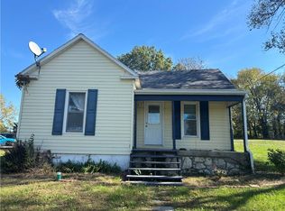 801 Broadway St, Richmond, MO 64085