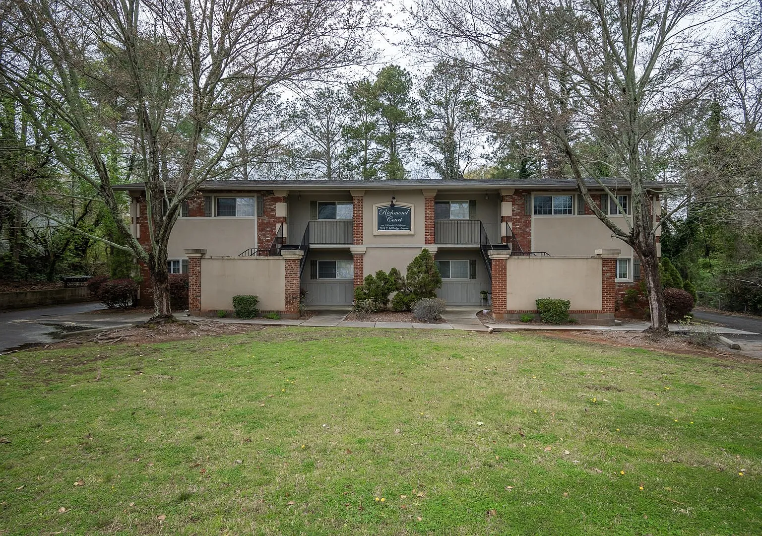 2018 S Milledge Ave Apt 1 - Available Now! — Photo 3