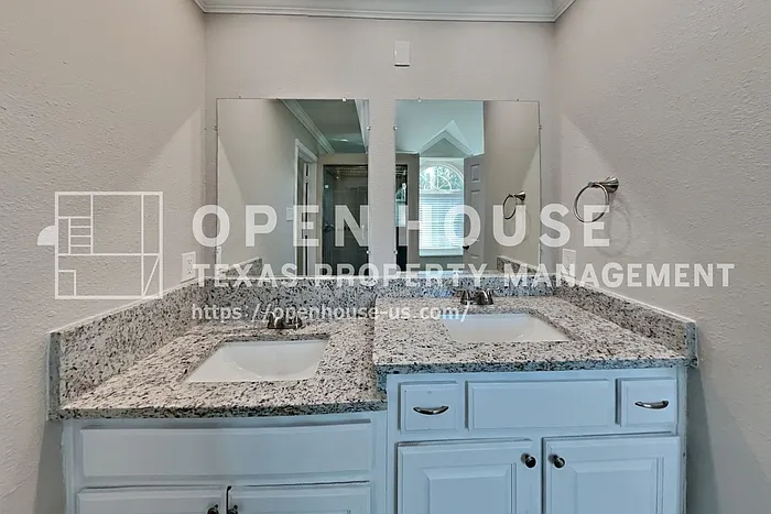 1508 Kendal Dr — Photo 12