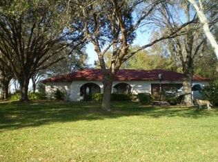 3206 Holloway Rd, Plant City, FL 33567