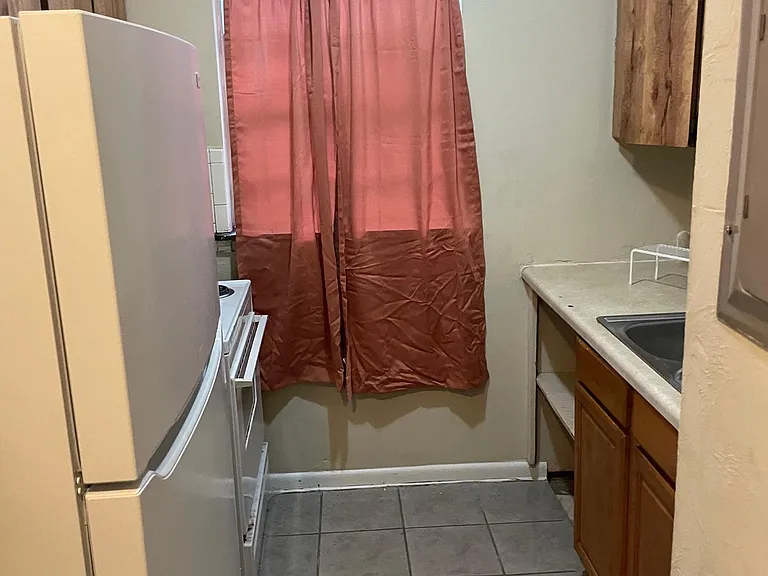3204 SW 26th Ter #A — Photo 13