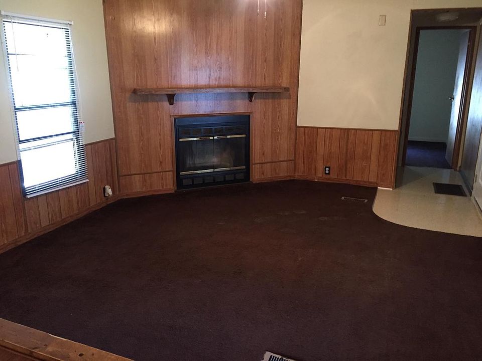 2nd image of 155 Mallard Pointe Rd