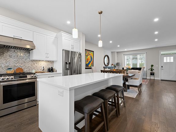 3rd image of 34121 George Ferguson Way #9