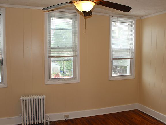 4th image of 2817 Sunset Dr