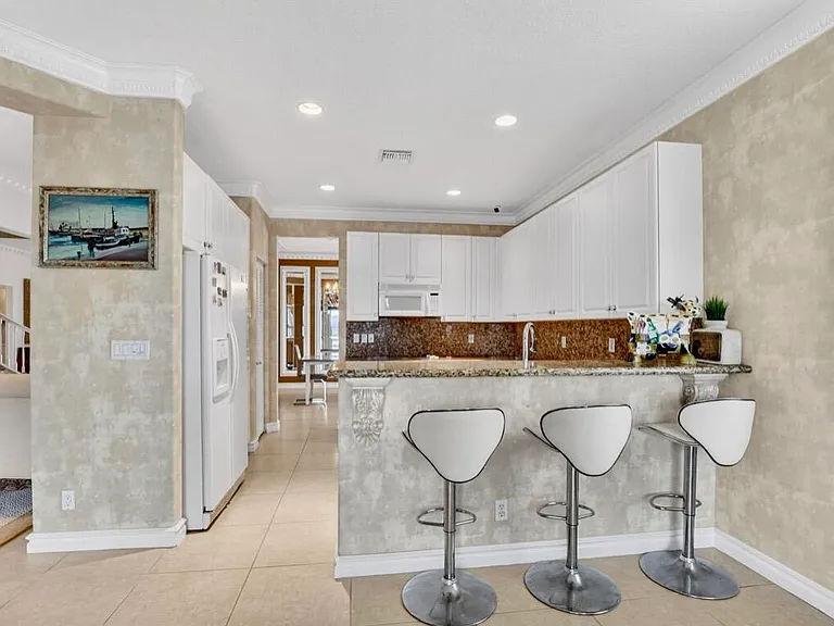 7879 Monarch Ct — Photo 25