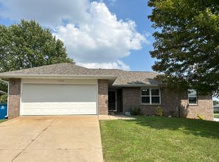 4636 S Tyler Ter, Battlefield, MO 65619