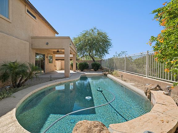 3rd image of 4724 E Preserve Way
