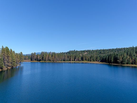 2nd image of 1240 Parsnip Loop