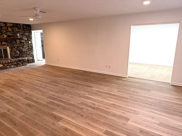 6502 Bradford Dr — Photo 5