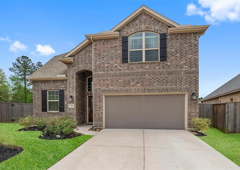 Spectacular Home Located in the Highly Sought After Master Planned Community of Woodforest!