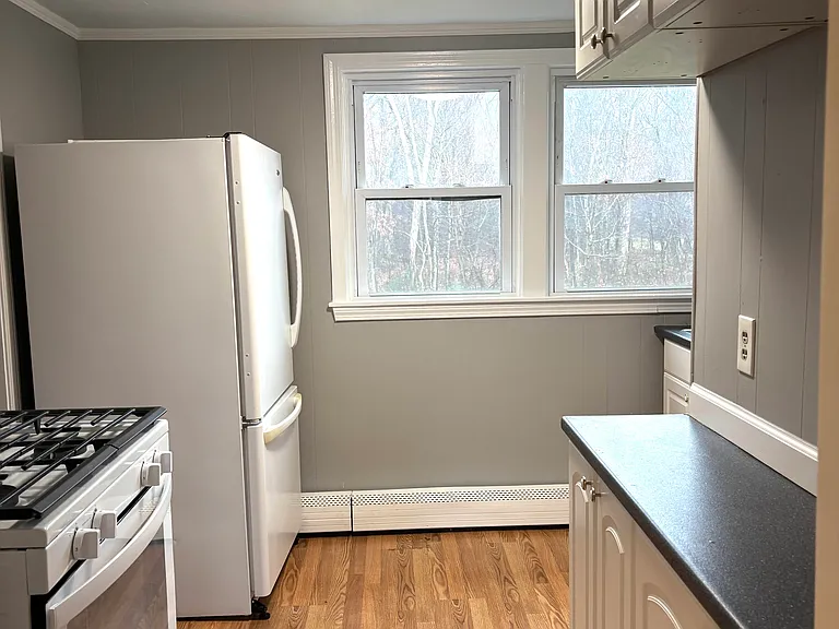 337 Village St #3 — Photo 3