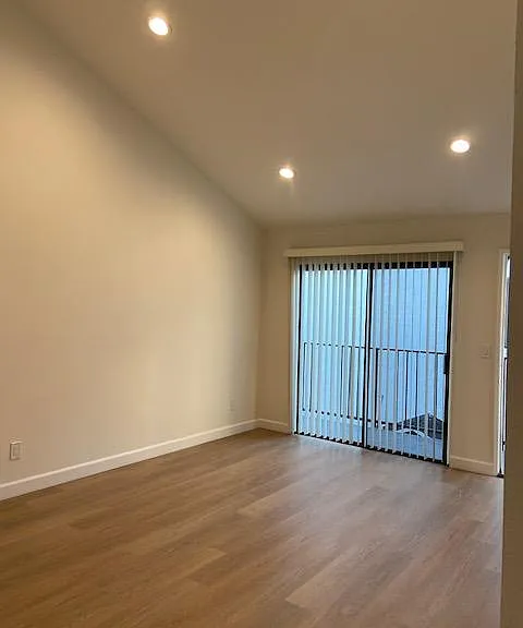 460 Myrtle St #226 — Photo 3
