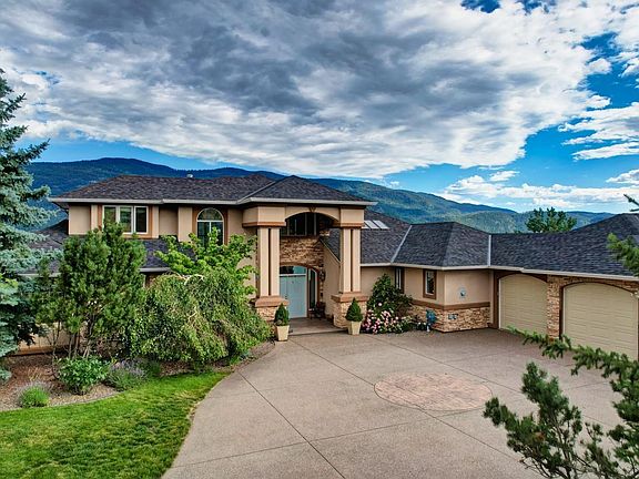 2nd image of 245 Kalamalka Lakeview Dr #11