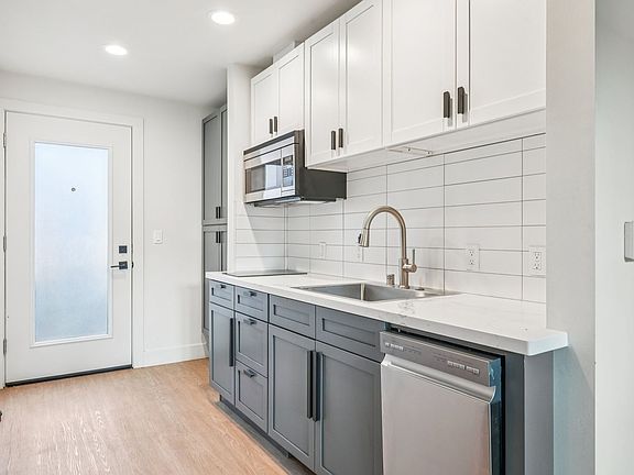 5th image of 230 13th St #102
