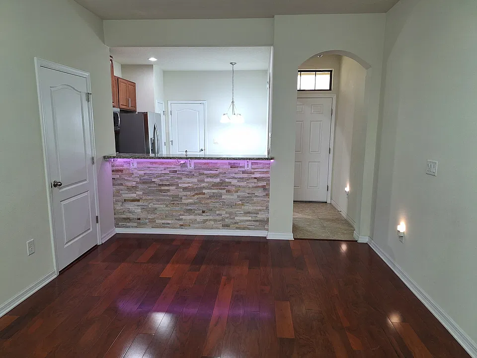 5172 Bay Isle Cir
