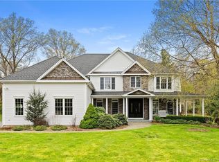 11 Creamery Ln, Madison, CT 06443