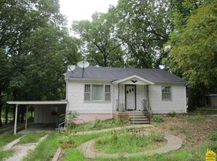 318 Cedar St, Warsaw, MO 65355
