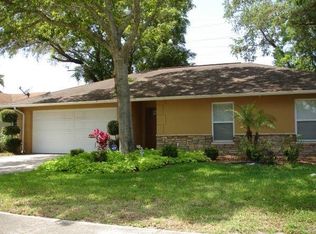 114 Arbor Dr E, Palm Harbor, FL 34683
