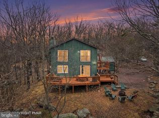 12 Hidden Ridge Rd, Lake Harmony, PA 18624